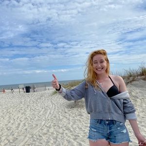 Meet your Posher, Madeline